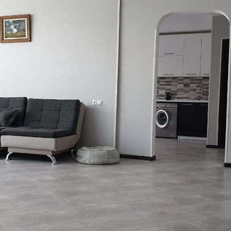 Tbilisi House Apartamento Exterior foto